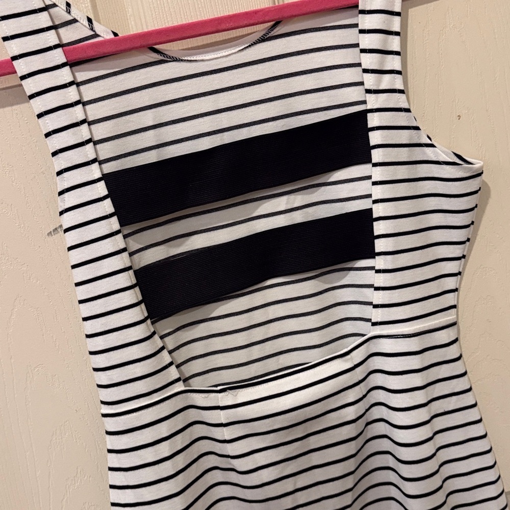 Jack by BB Dakota NWT black/white striped dress, medium - Picture 5 of 8
